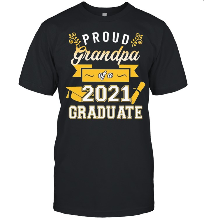 Proud Grandpa of a 2021 Graduate gold shirt Classic Men's T-shirt