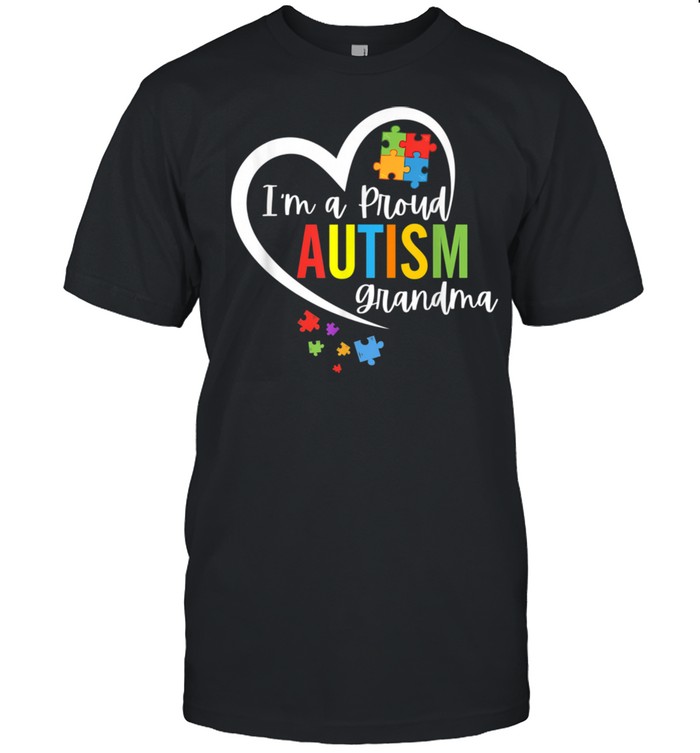 I'm A Proud Grandma Love Heart Autism Awareness Puzzle  Classic Men's T-shirt