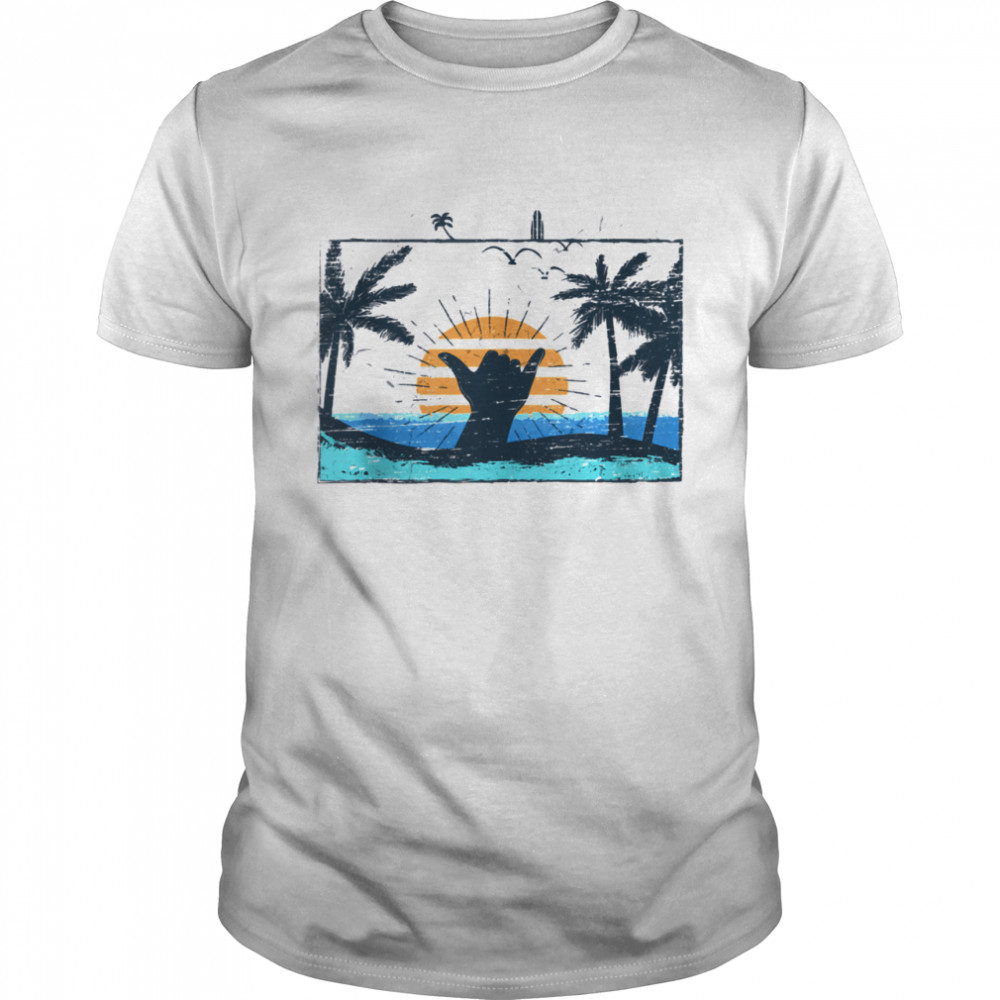 Vintage Tropical Retro Sunset Distressed Shaka  Classic Men's T-shirt