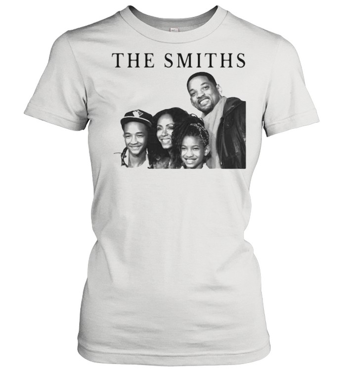 The smiths family happy smile shirt Classic Women's T-shirt