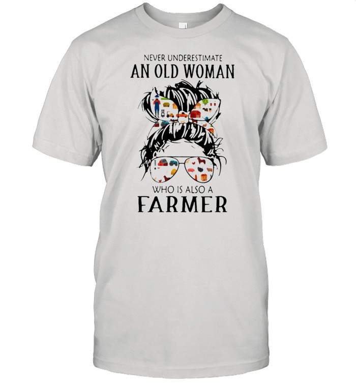 Never Underestimate An Old Woman Who IS Also A Farmer  Classic Men's T-shirt