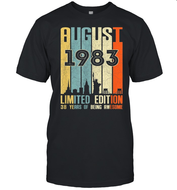 August 1983 38 Birthday 38 Year Old 1983 Birthday Vintage shirt Classic Men's T-shirt