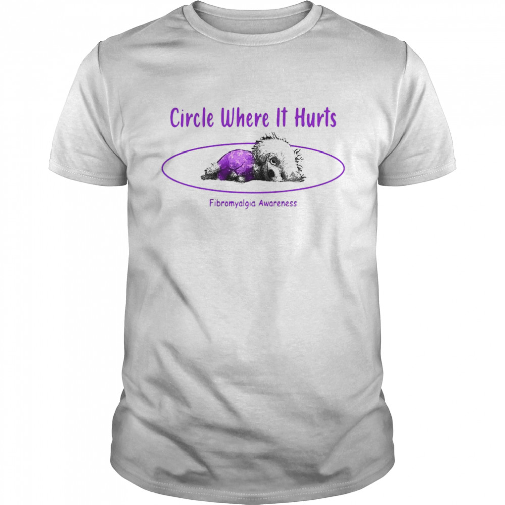 Circle Where It Hurts Fibromyalgia Awareness  Classic Men's T-shirt