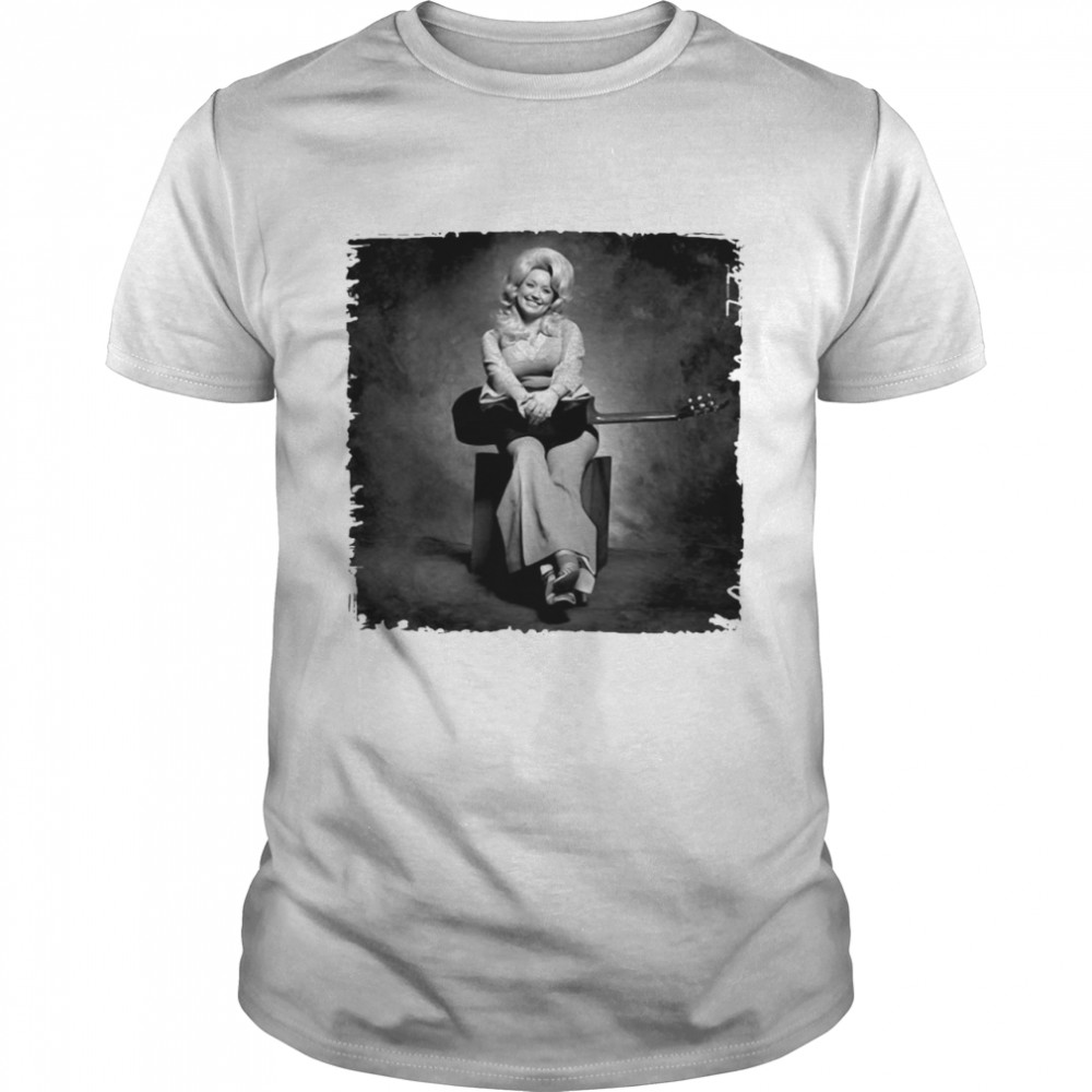 Graphic Dolly Tees Parton Legends Live Forever Outlaw Music T-shirt Classic Men's T-shirt