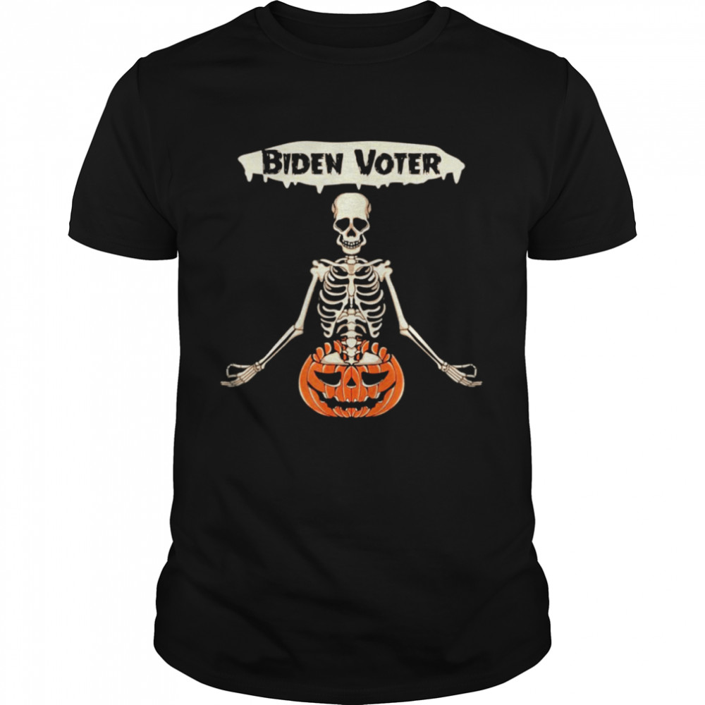Happy Halloween Christmas Joe Biden Pumpkin Skeleton Costume T-Shirt