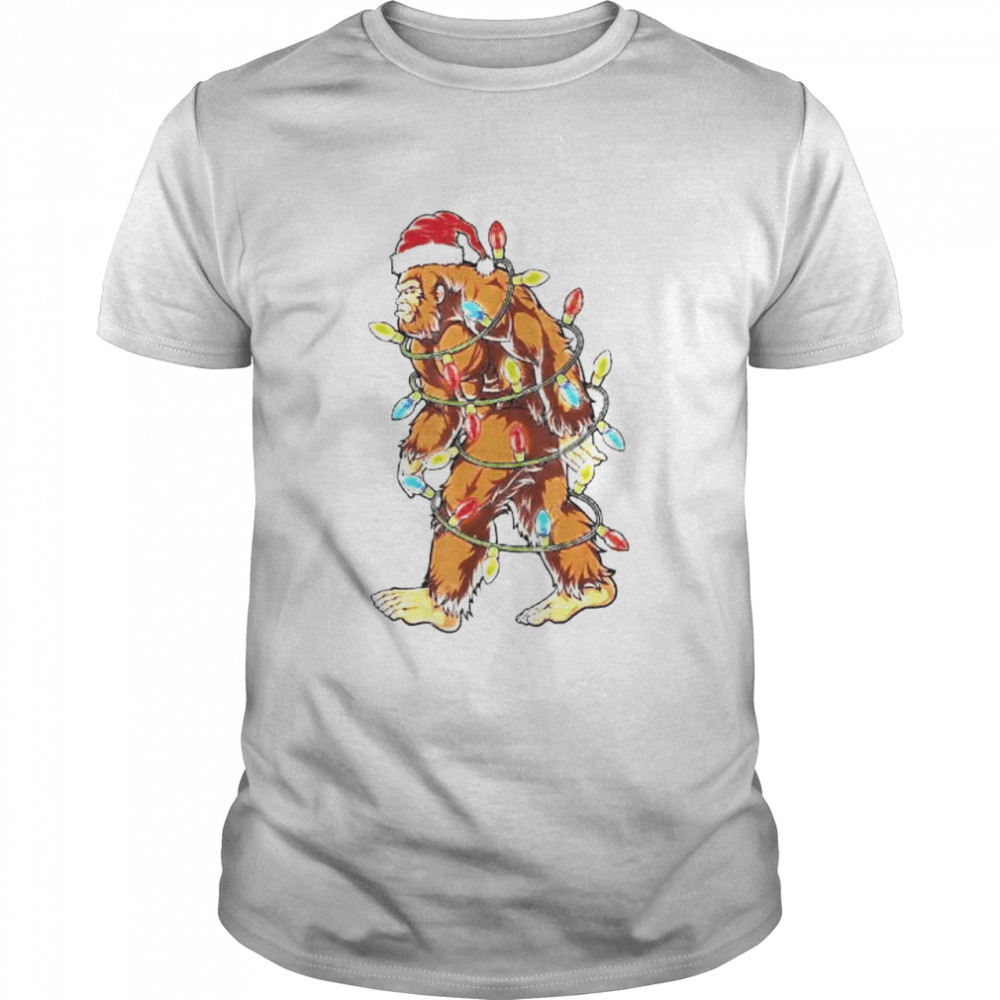 bigfoot Christmas light shirt Classic Men's T-shirt