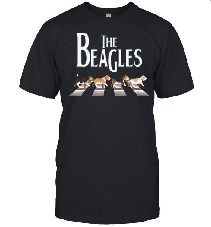 The Beagles Cross The Road  Classic Men's T-shirt