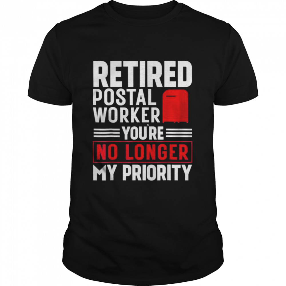 Retired postal worker retirement party present shirt Classic Men's T-shirt